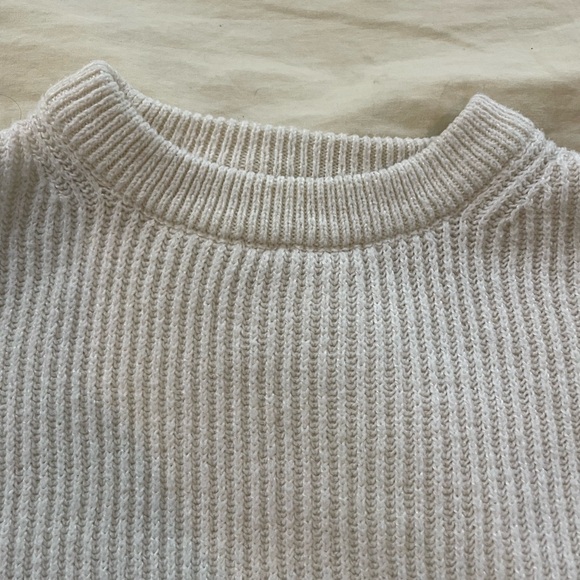 Oversized Cream Ribbed Sweater - Picture 3 of 4